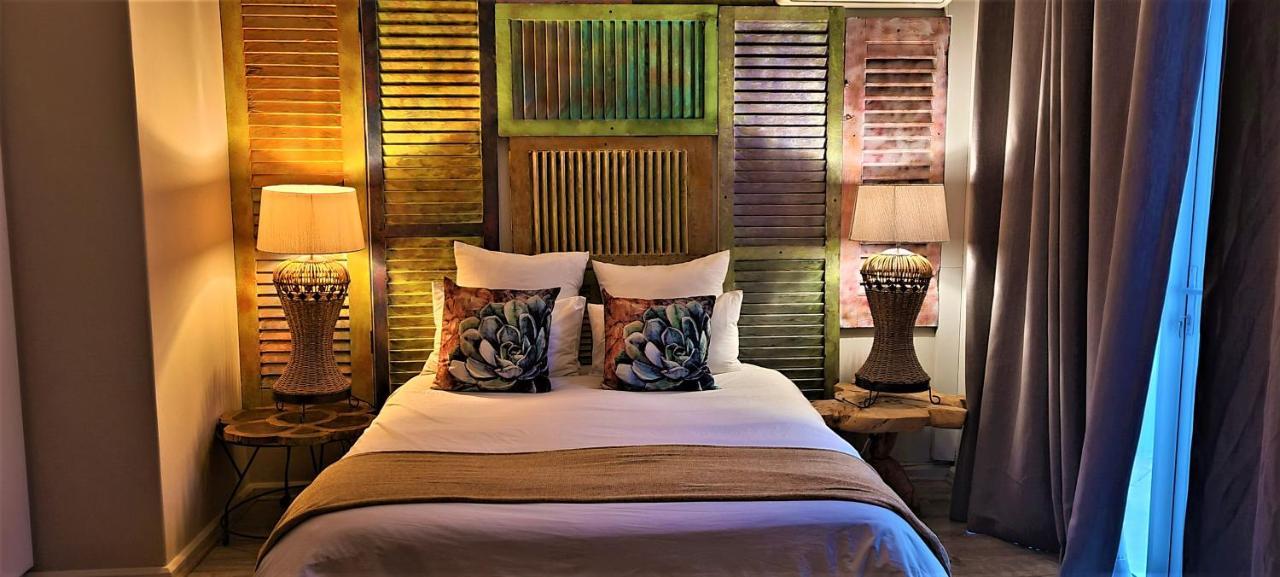 African Groove Camps Bay เคปทาวน์ ภายนอก รูปภาพ