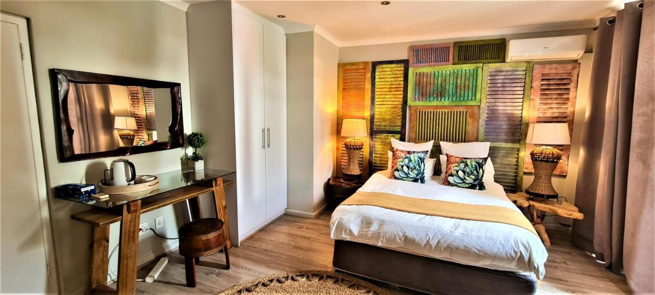 African Groove Camps Bay เคปทาวน์ ภายนอก รูปภาพ