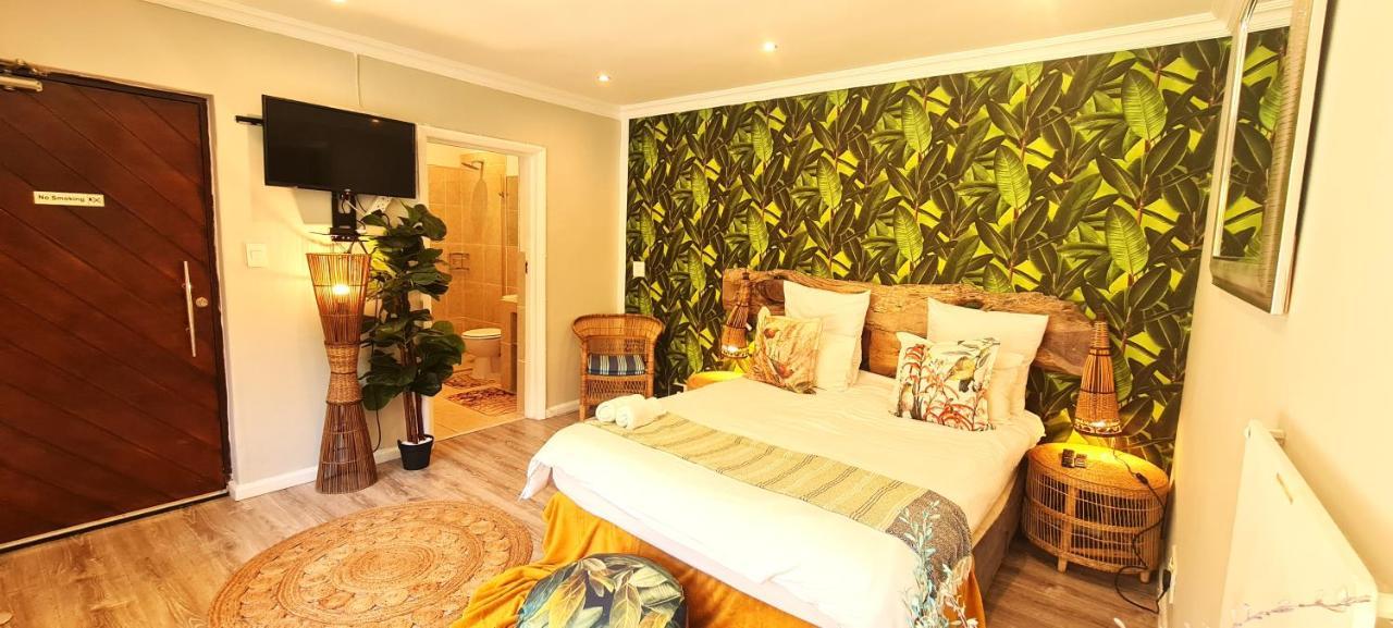 African Groove Camps Bay เคปทาวน์ ภายนอก รูปภาพ